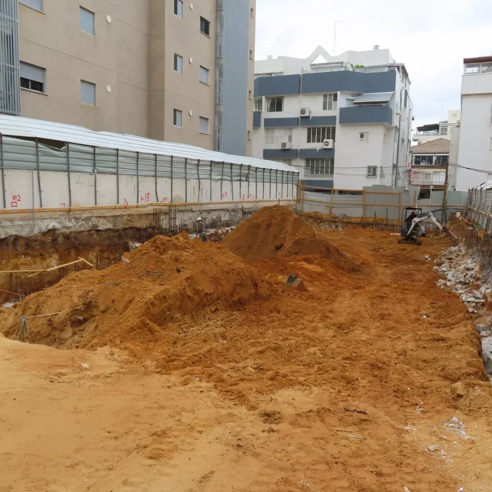 זבוטינסקי 6, גבעתיים (4)