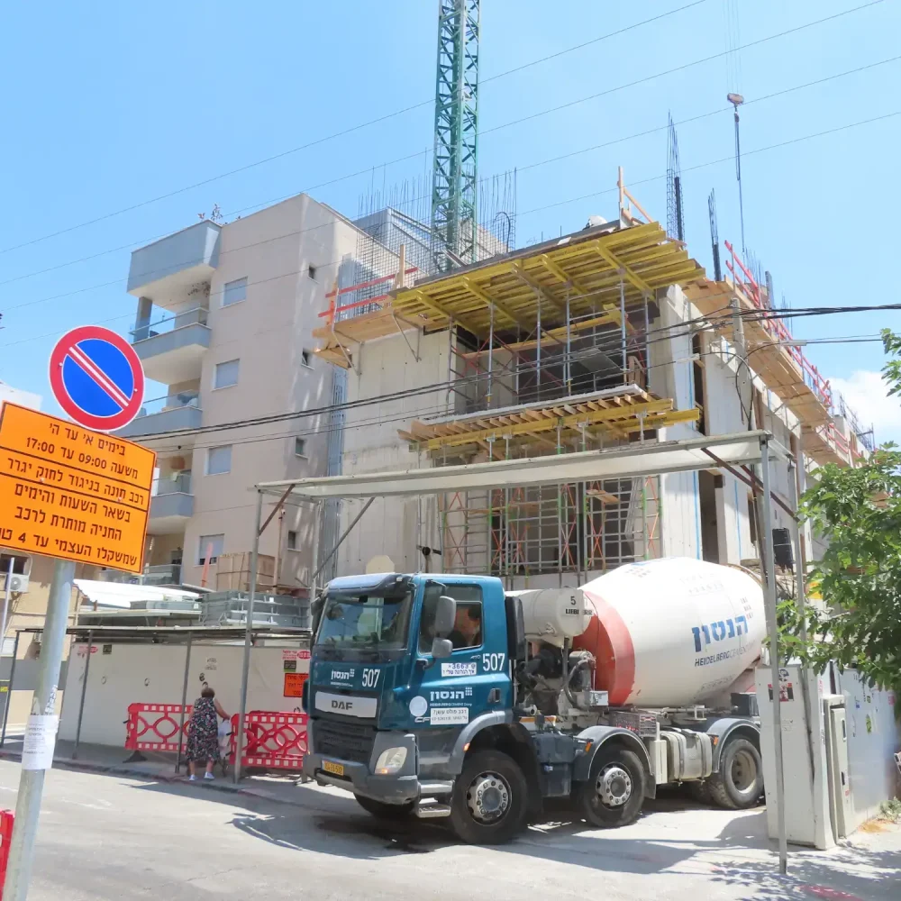 זבוטינסקי 6, גבעתיים (6)