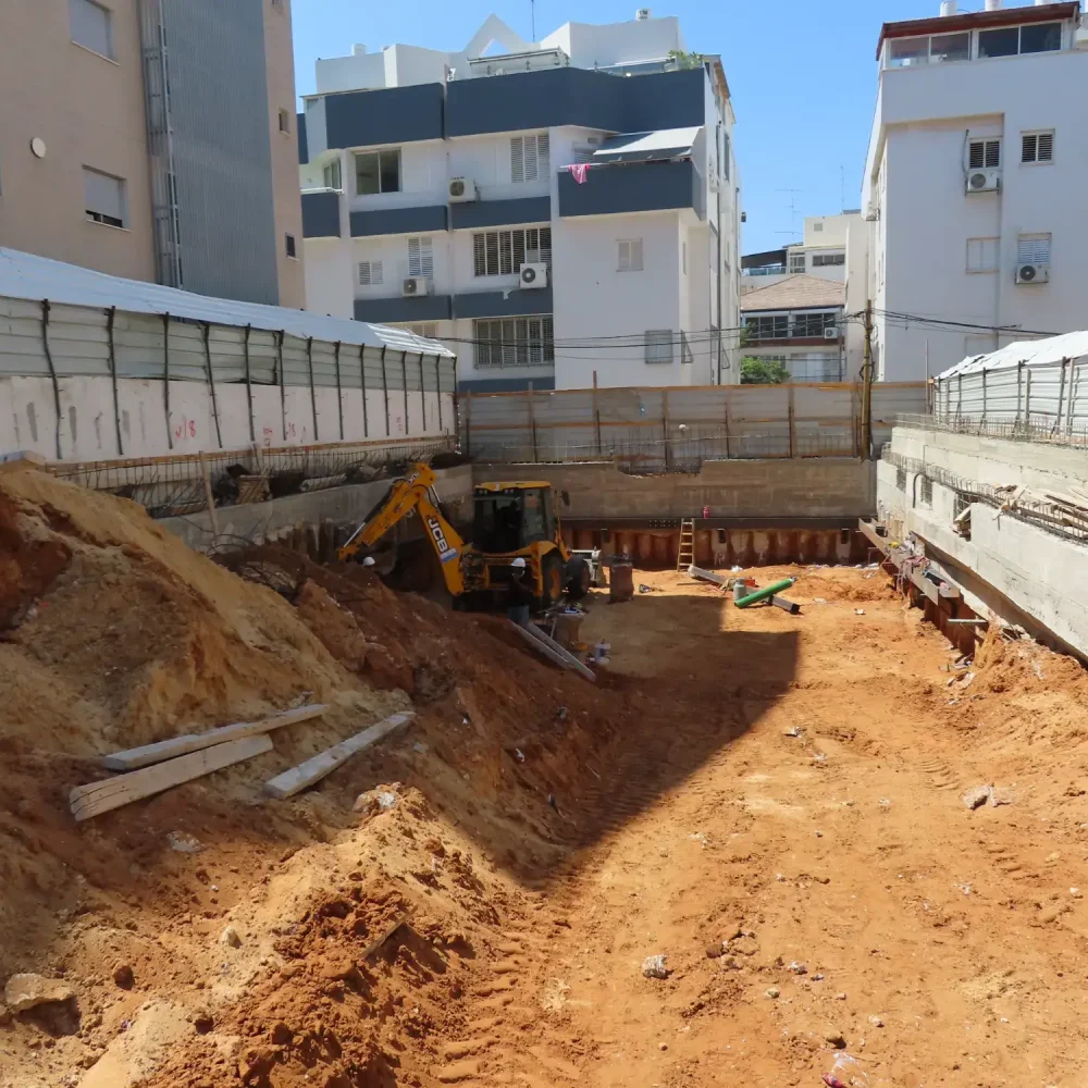 זבוטינסקי 6, גבעתיים (8)